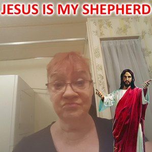 Meet your Posher, Carrie